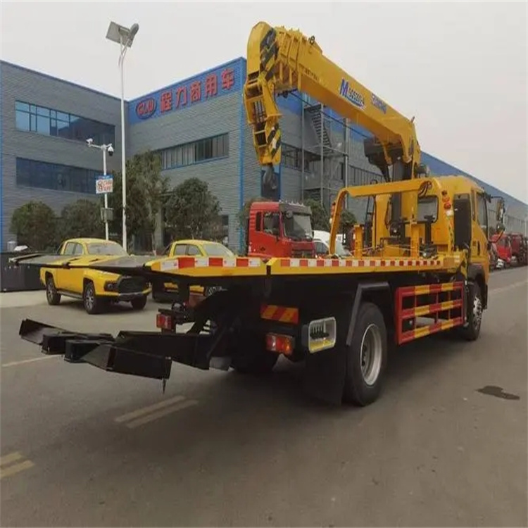 牧野附近小随车吊出租电话，轻松解决搬运烦恼